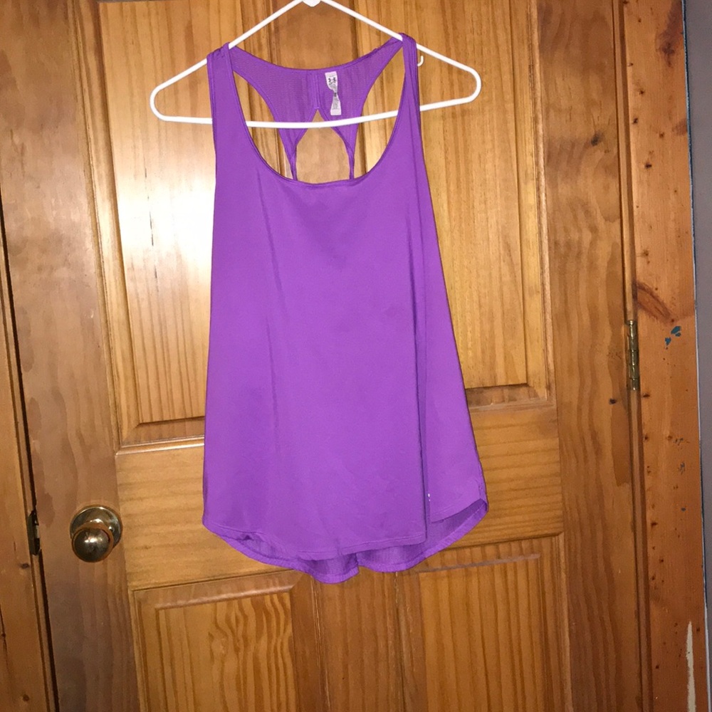 💜Large purple Under Armour tank top